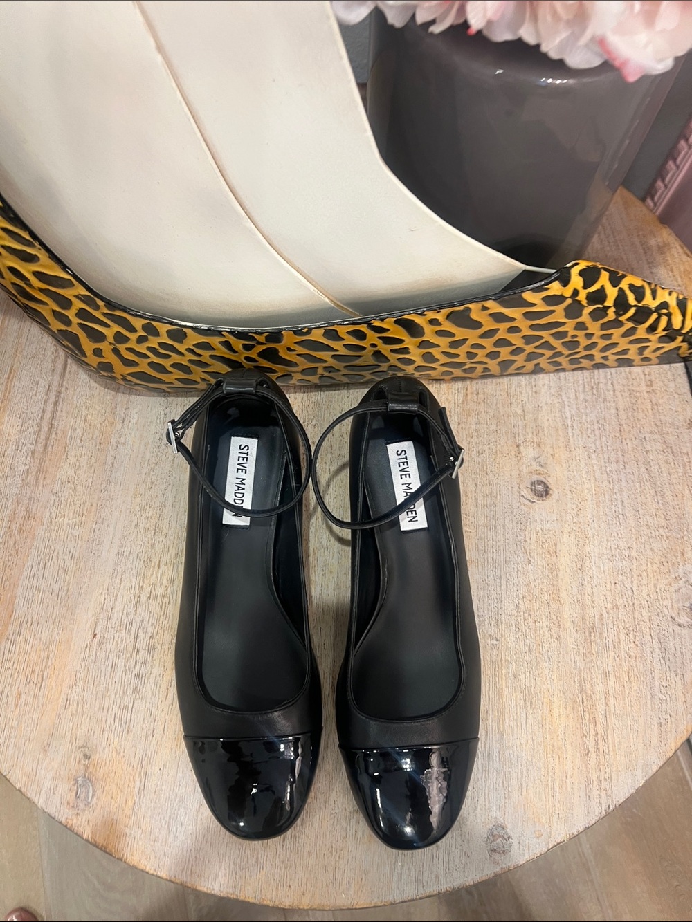Steve Madden Elaina Black Patent Cap-Toe Mary Jane Heels Size 8M
